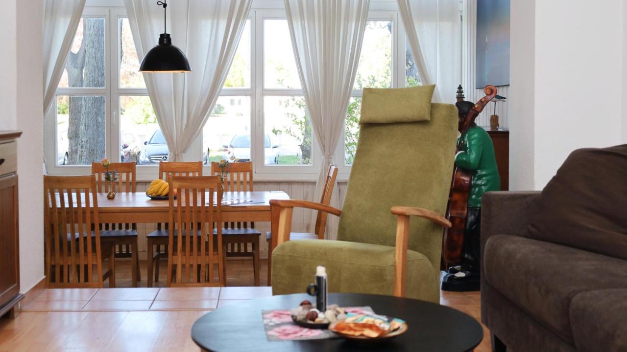 Ferienwohnungen -Am Strom 41- In Warnemuende Rostock Exterior foto